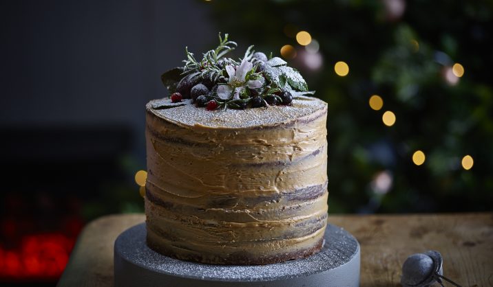 The perfect showstopper cake for the festive season.  