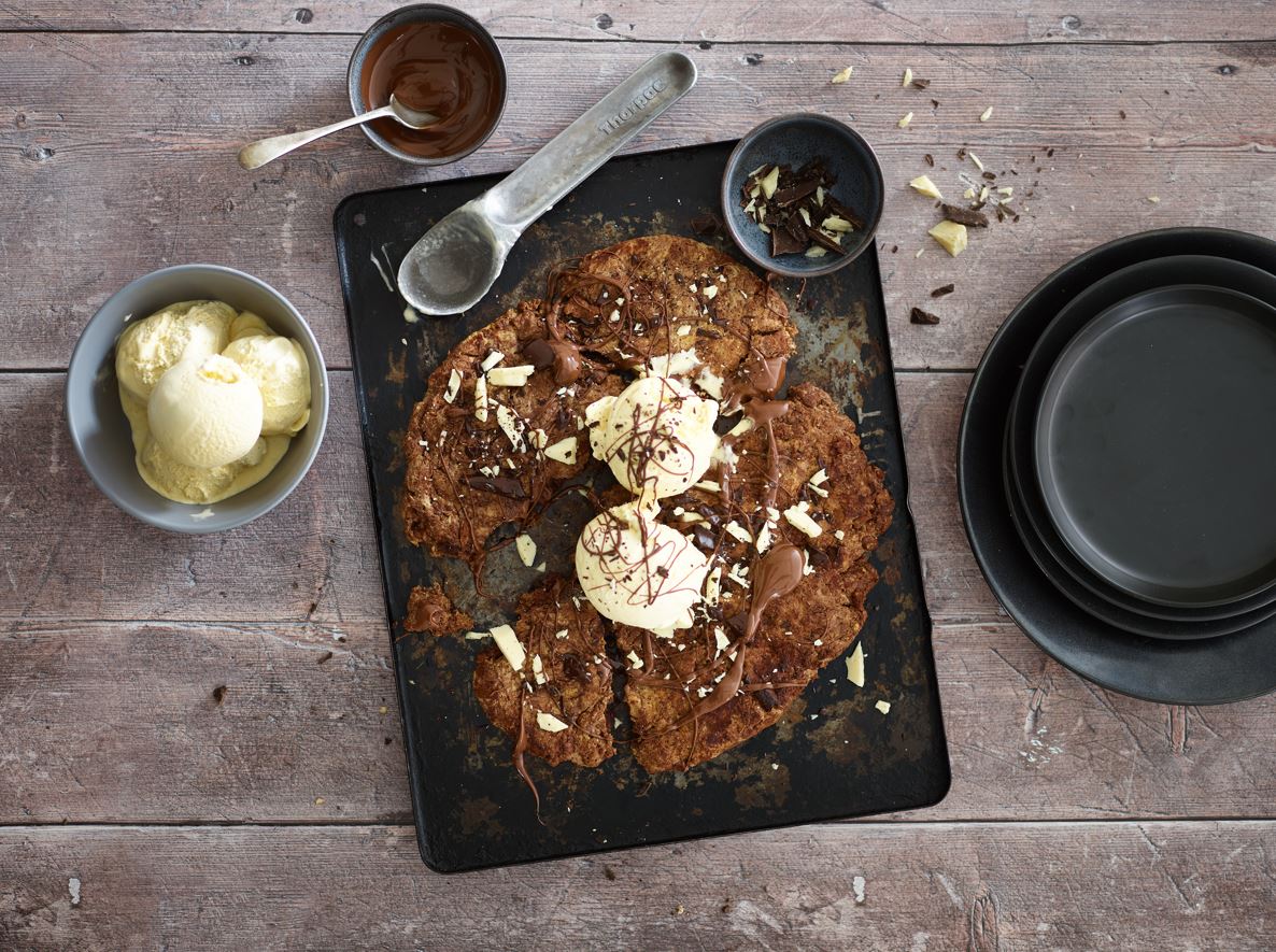 Hot Cookie Sharing Dessert Recipe | Kerrygold UK