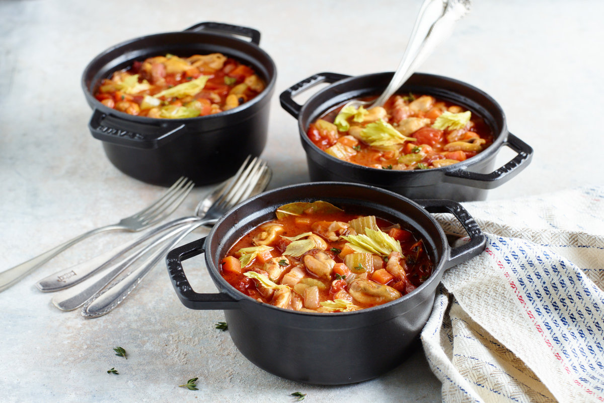 Mussels and tomato stew Recipe