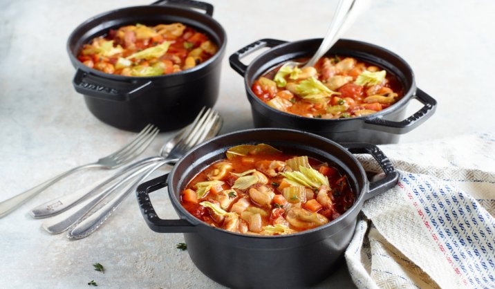 Mussels and tomato stew
