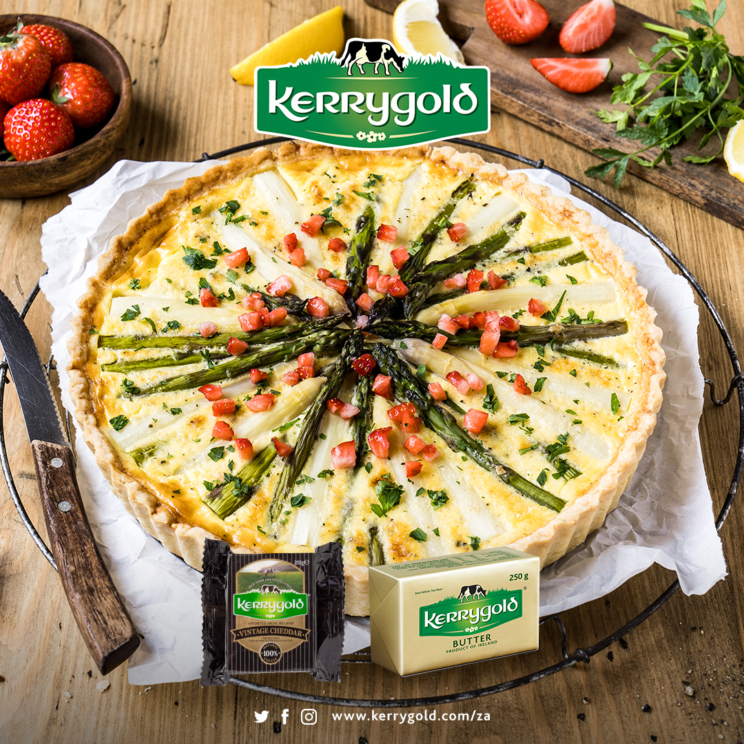 Asparagus Quiche with Strawberries Recipe | Kerrygold South Africa