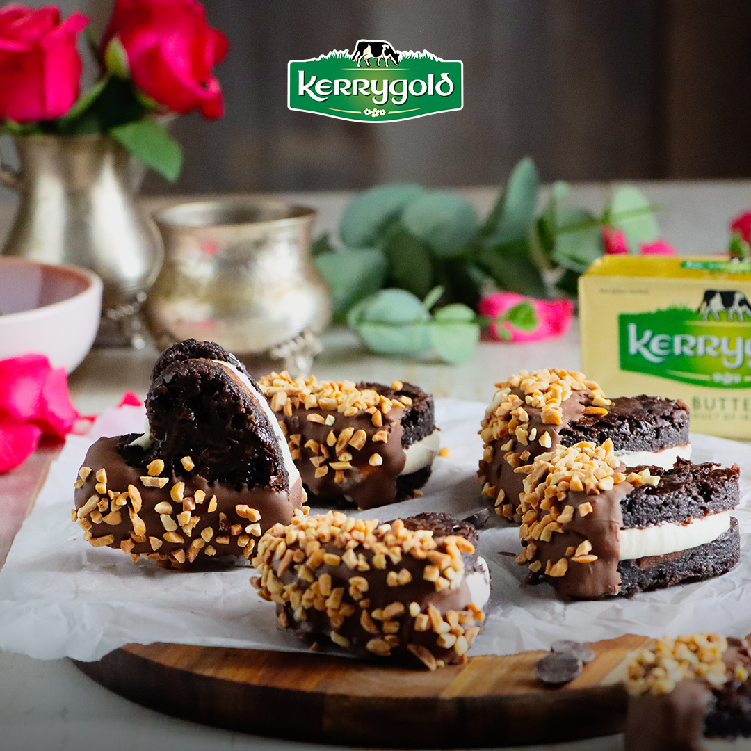 Chocolate Brownie Hearts with a Peanut Butter Mousse Filling Recipe | Kerrygold South Africa